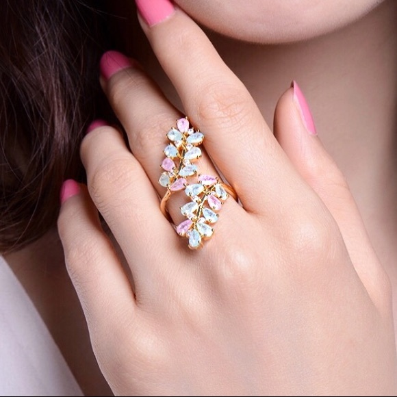 Jewelry - Rose Gold Cocktail Ring - STUNNING!!